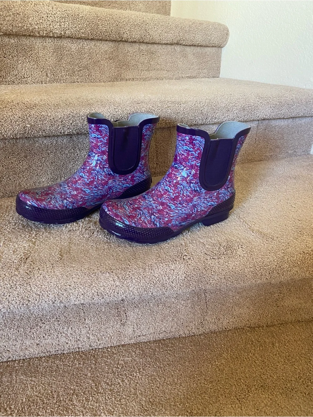 CROCS Purple Multi-Color Short Rain Boots
